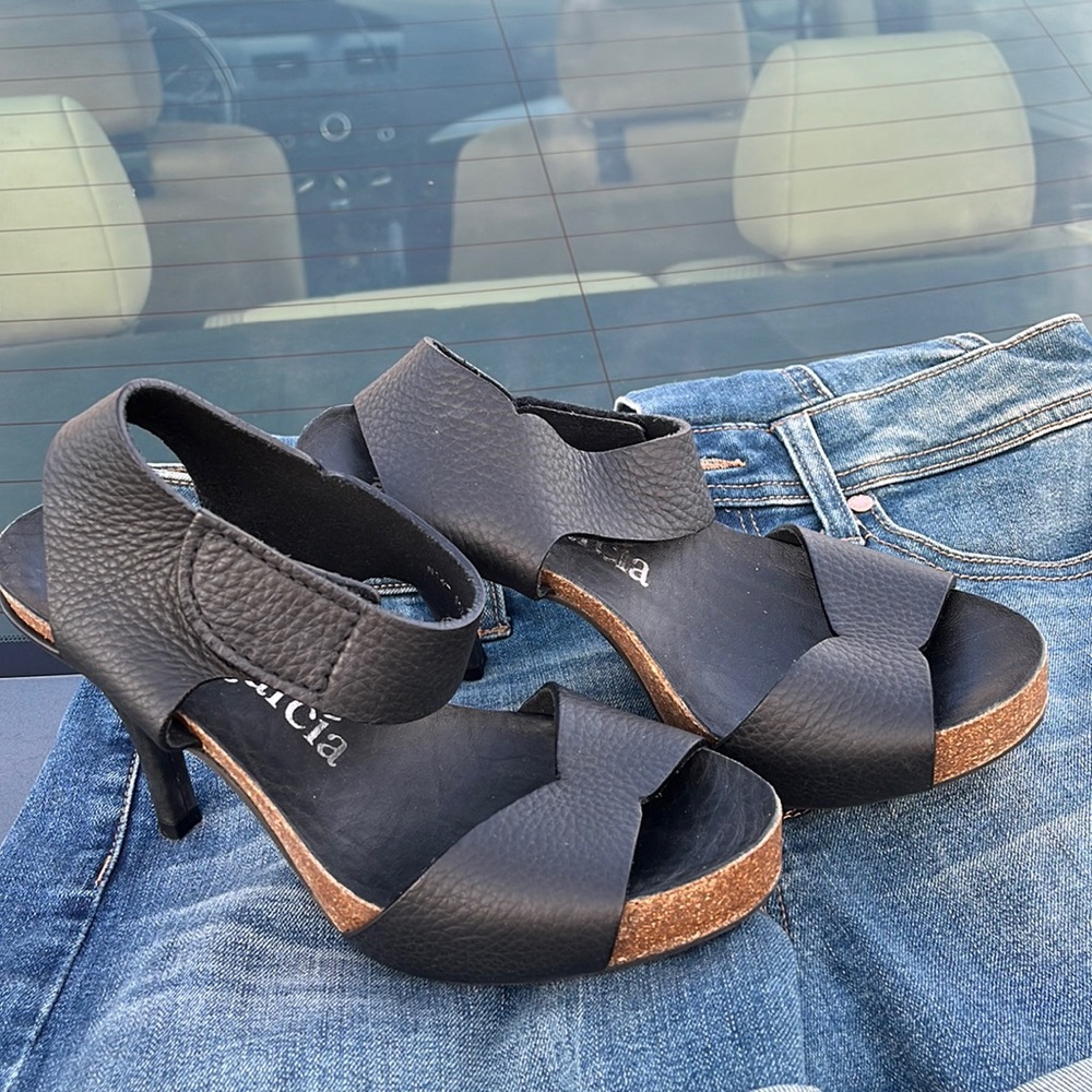 Pedro Garcia Black Leather Shoes 35
